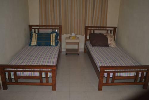 Атолл Мулаку: Travel Lodge Surf Break