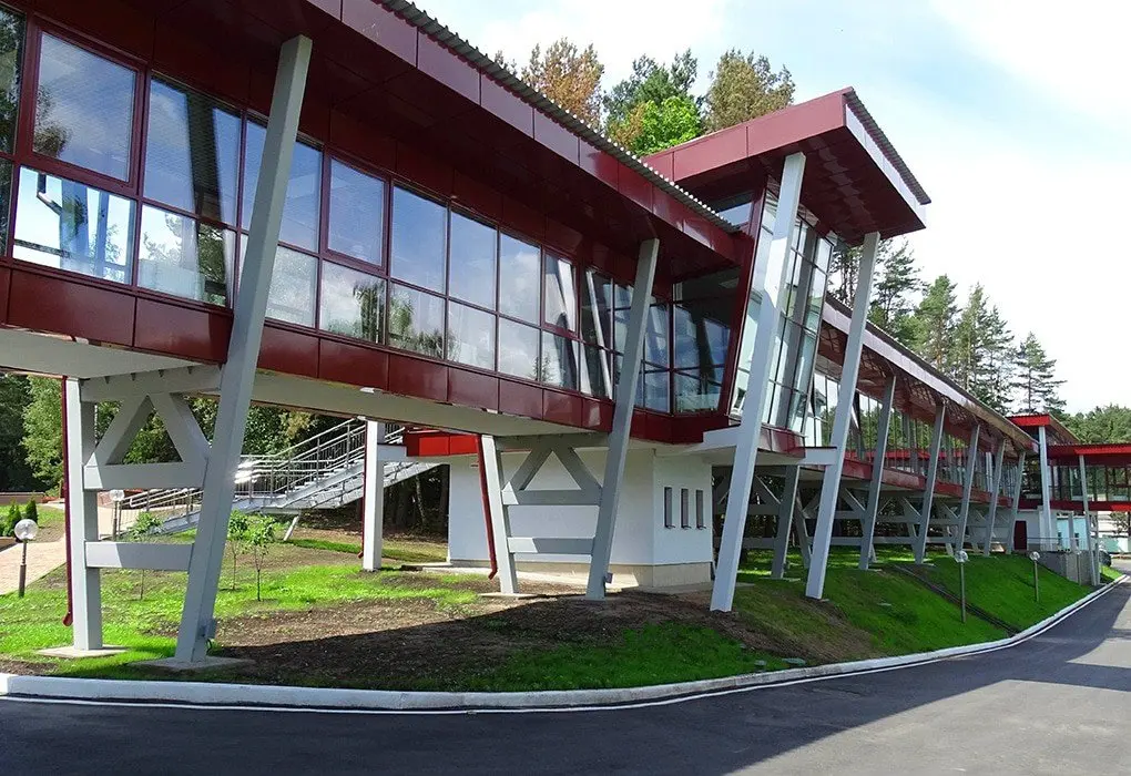Хатежино: Sanatory Yunost