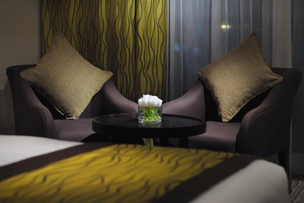Дубай: Mövenpick Hotel Jumeirah Lakes Towers