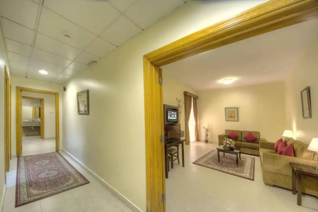 Эль-Айн: Asfar Resorts