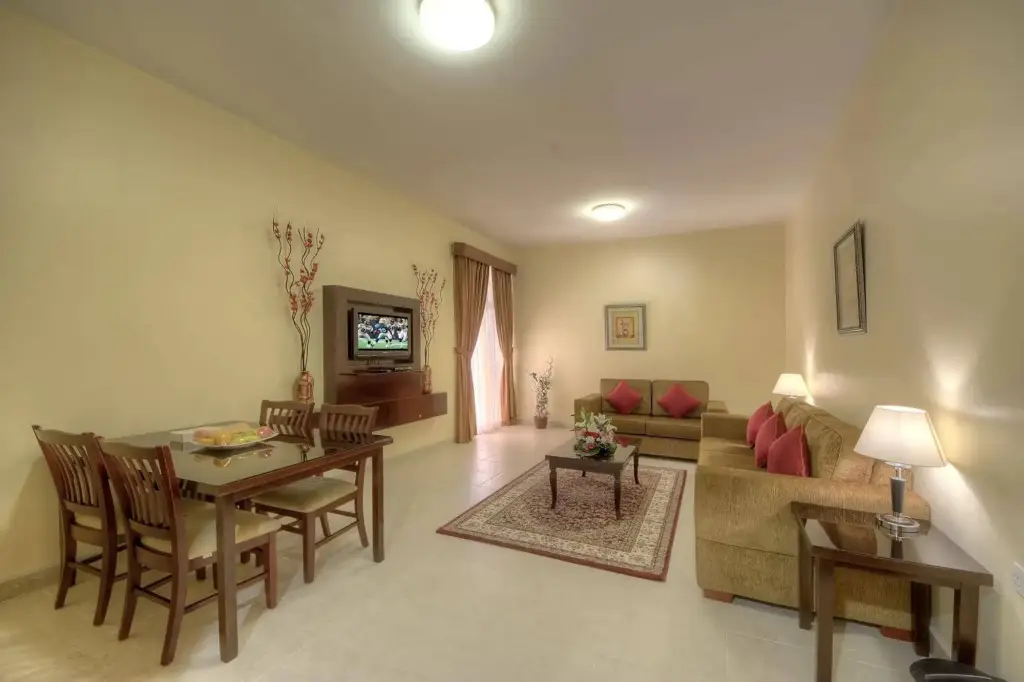 Эль-Айн: Asfar Resorts