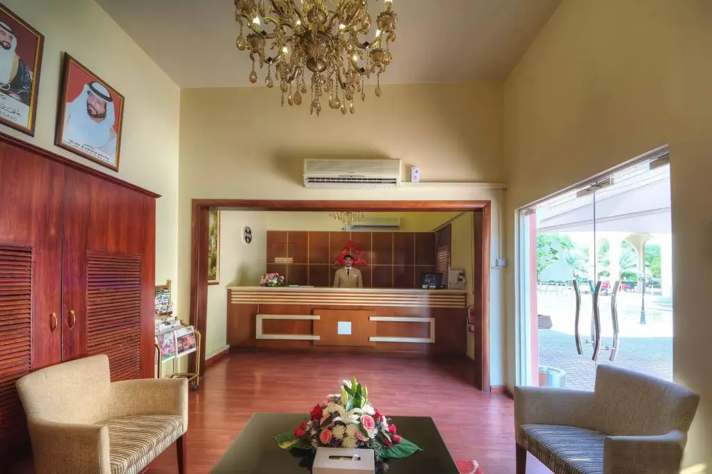 Эль-Айн: Asfar Resorts