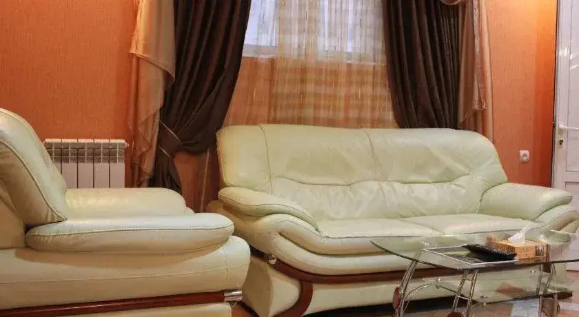 Ереван: VAN Hotel