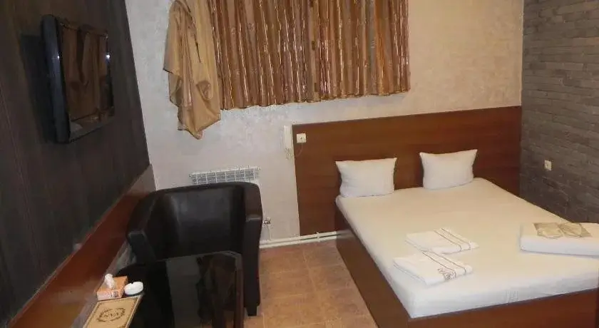 Ереван: VAN Hotel