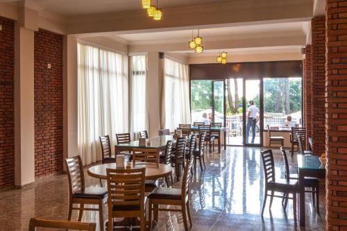 Уреки: Gageta Hotel