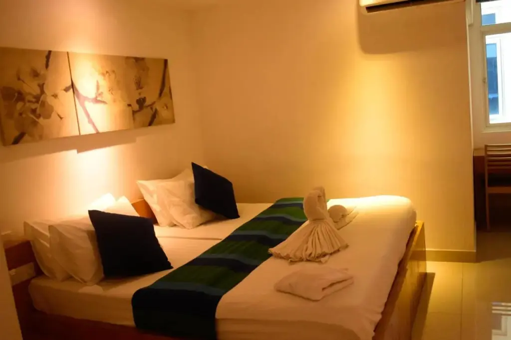 Хулхумале: Pine Lodge Maldives Hotel