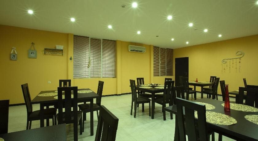 Amber Hotel — фото 1