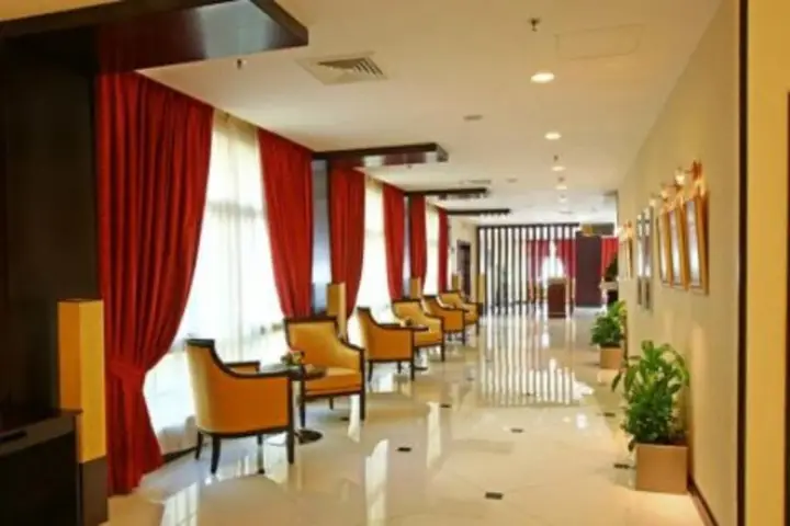 Дубай: London Suites Hotel
