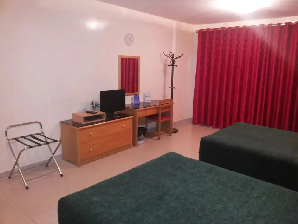 Шарджа: Al Buhairah Hotel Apartments