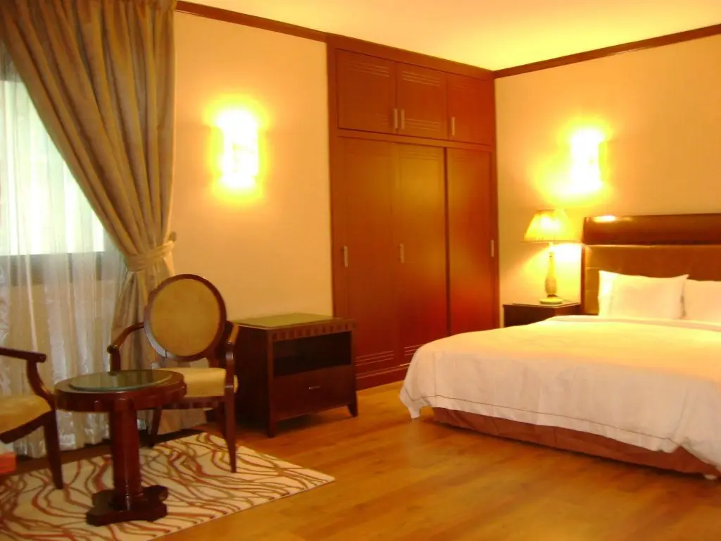 Шарджа: Royal Tulip Sharjah Hotel Apartments