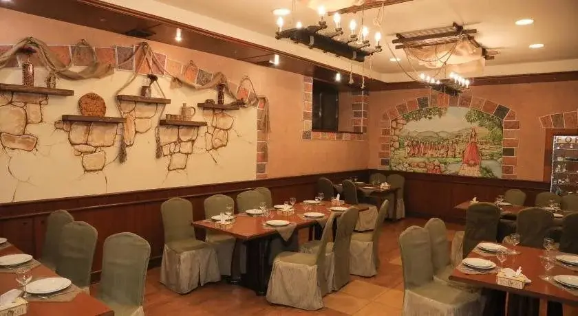 Ереван: Praha Hotel