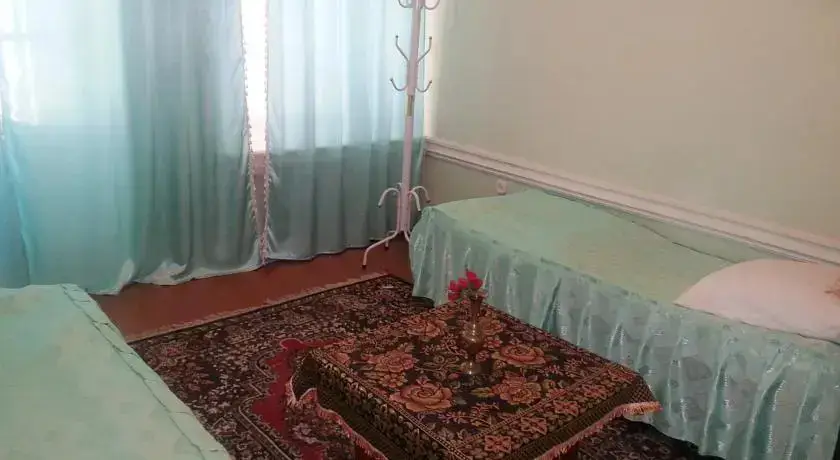 Самарканд: Najiba