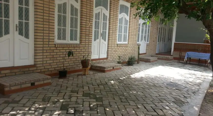 Самарканд: Najiba