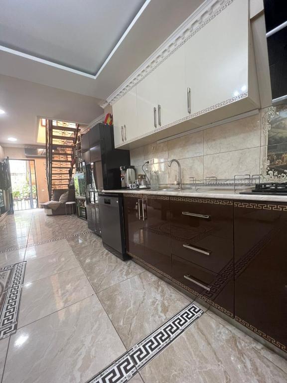 Тбилиси: Guest House Nice