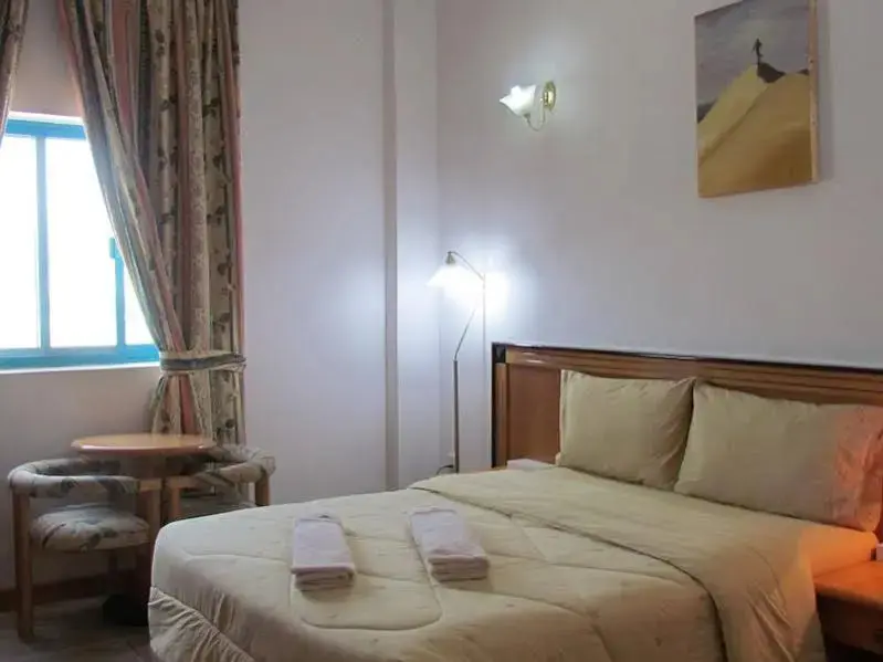 Дубай: Dubai Youth Hotel