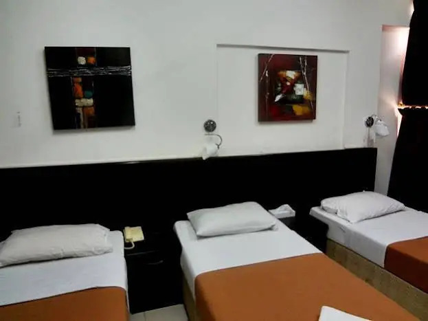 Дубай: Sahil Hotel