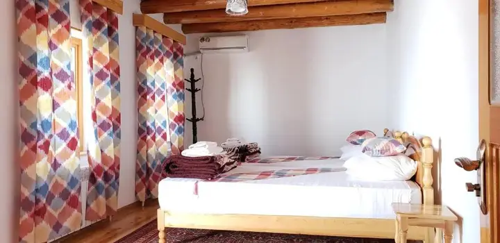 Бухара: Sarrafon B&B