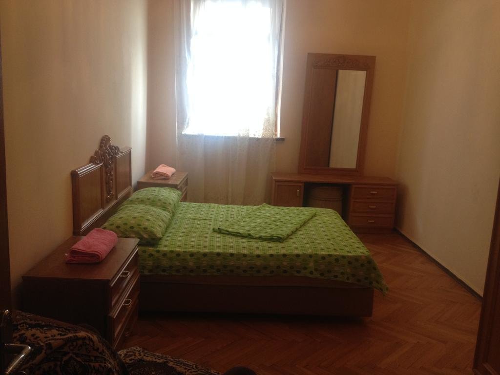 Батуми: Samno Guest House