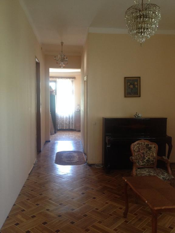 Батуми: Samno Guest House