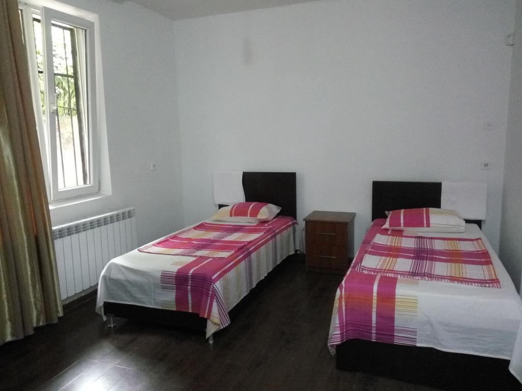 Батуми: Samno Guest House