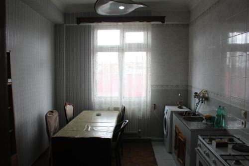 Батуми: Otos Guest House