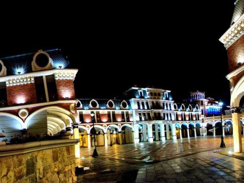 Батуми: Otos Guest House