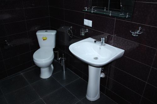 Батуми: Otos Guest House