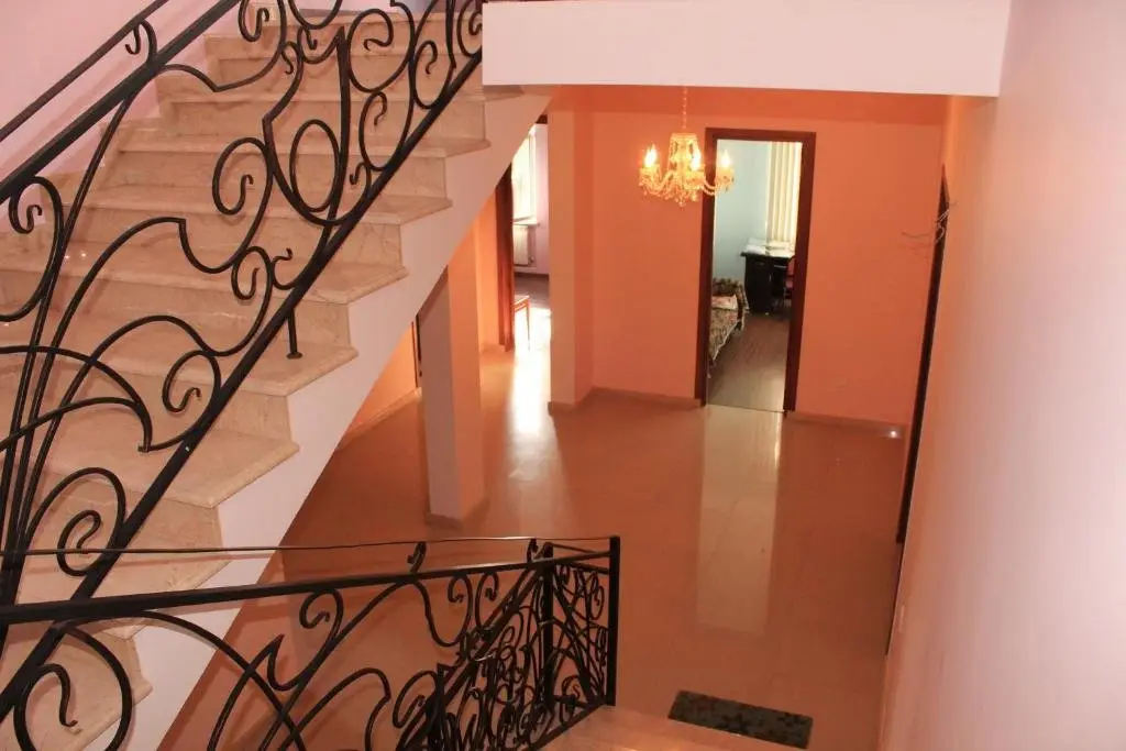 Батуми: Guest House Green cape