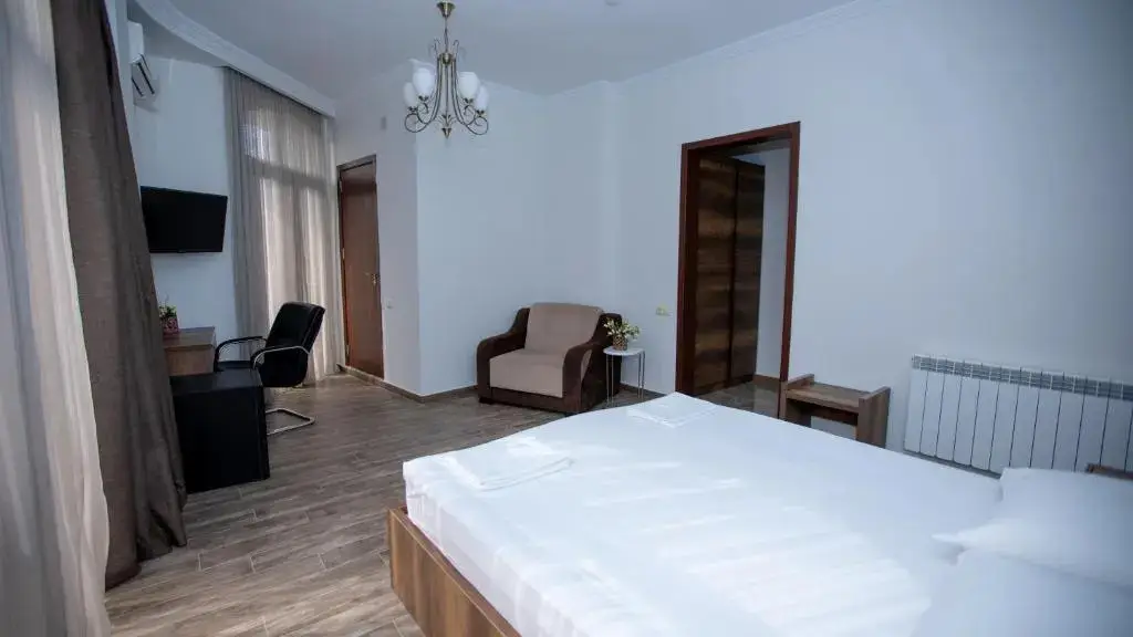 Батуми: Hotel Royal Venezia