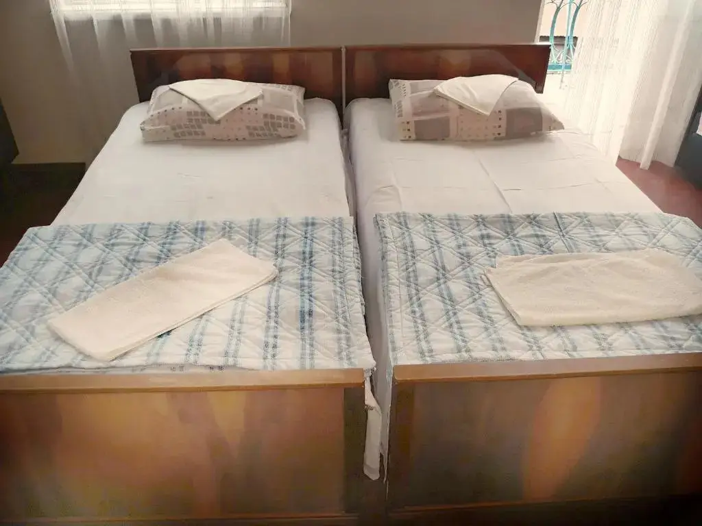 Батуми: Achi Guest House