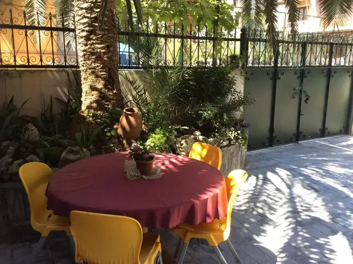 Батуми: Apartment Maisi