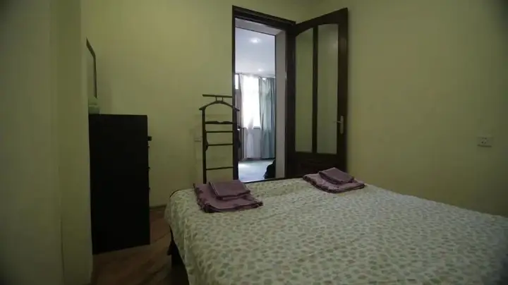 Тбилиси: Apartment on Sanapiro