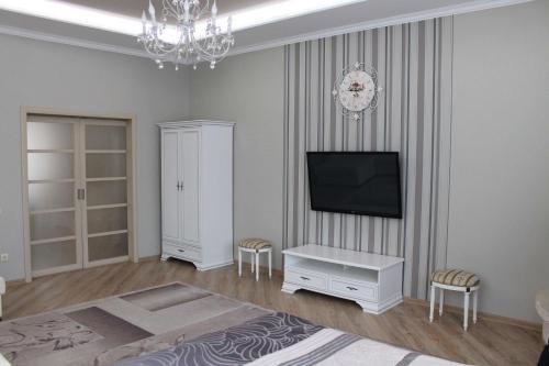 Брест: SergeApartHotel