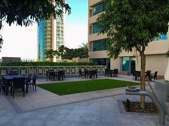 Дубай: Espace Holiday Home 29 Boulevard, Downtown