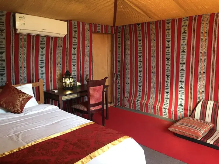 Умм эль-Кувейн: Bedouin Oasis Camp