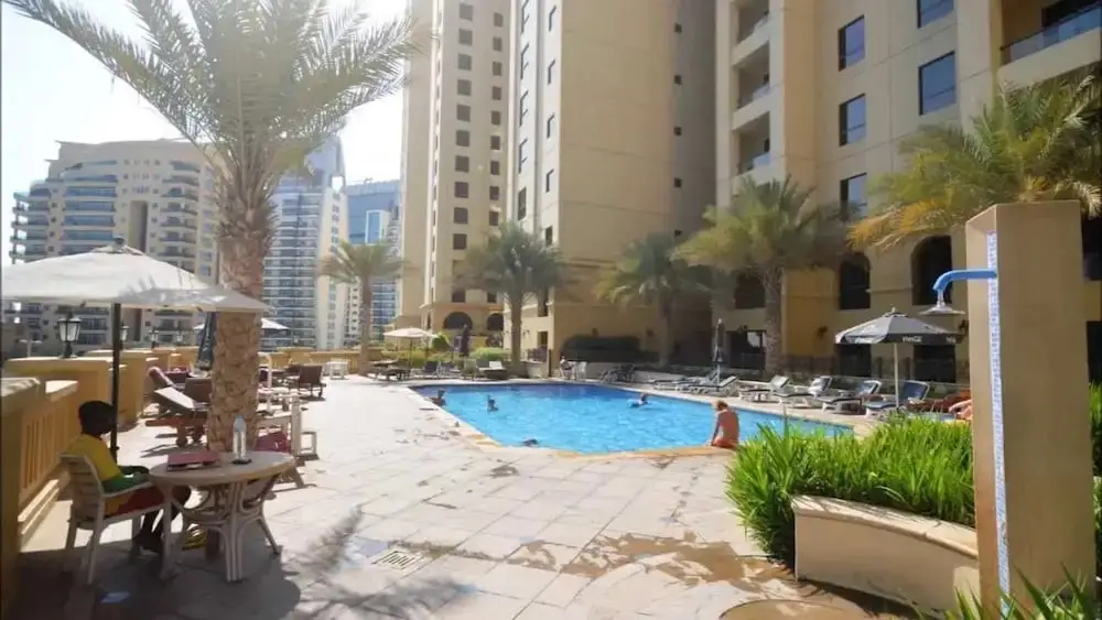Дубай: Yanjoon Holiday Homes - JBR Amwaj 4