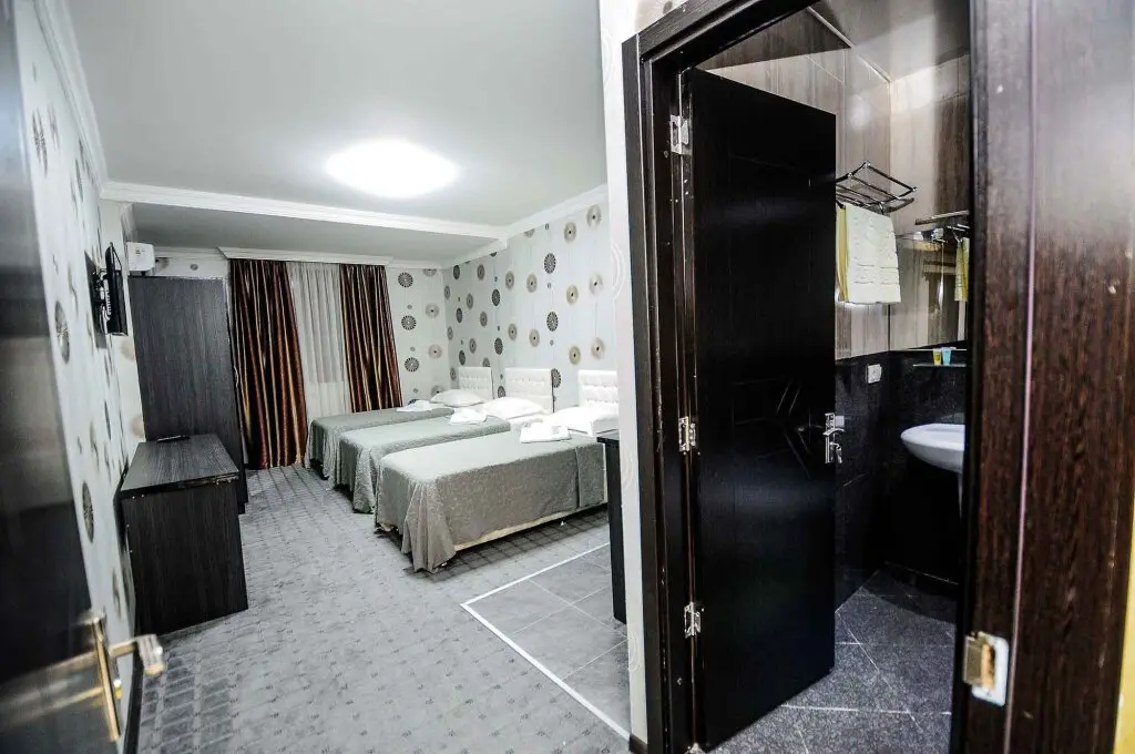 Батуми: TemHouse Guest House