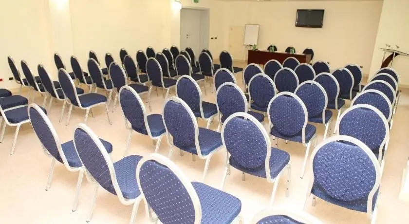 Мингечевир: Kur Hotel