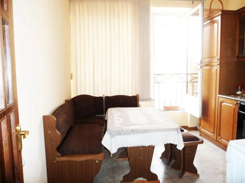 Ереван: Apartment at Abovyan Street