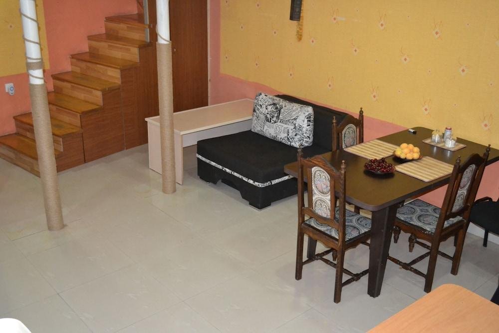 Тбилиси: Your House in Tbilisi