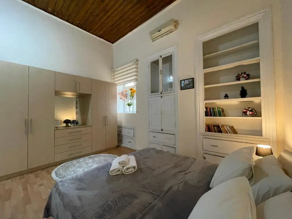 Баку: Old city apartment