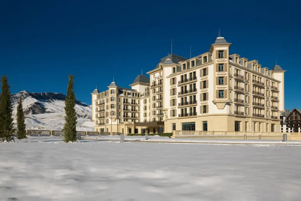 Pik Palace Hotel — фото 1