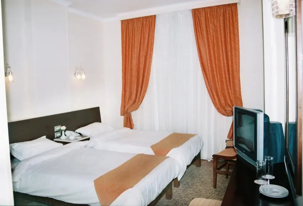carousel image 1
