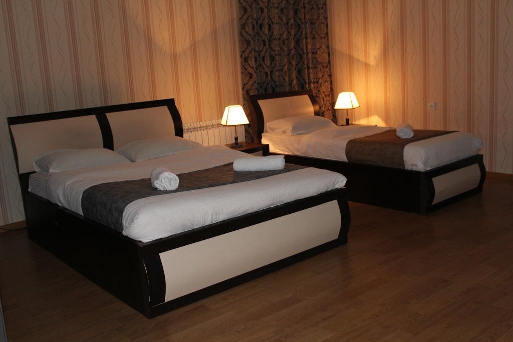 Тбилиси: Elegant Hotel