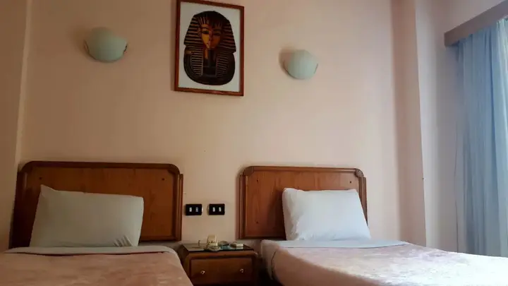 Луксор: New Pola hotel