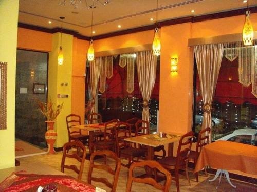 Дубай: Baisan Hotel Apartment