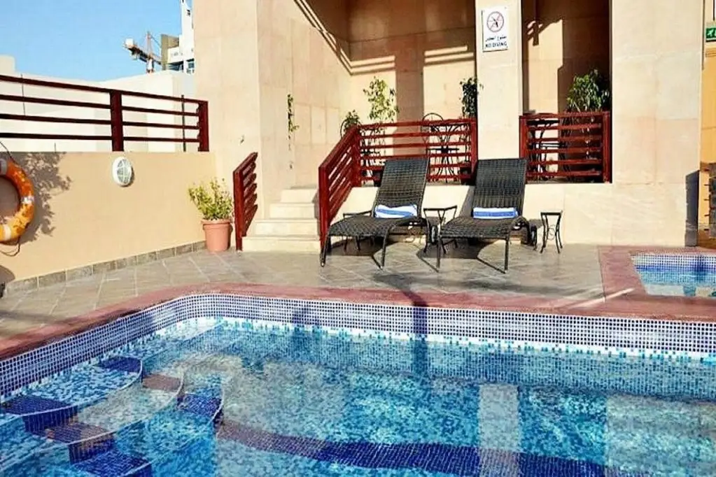 Дубай: Richmond Greens Hotel
