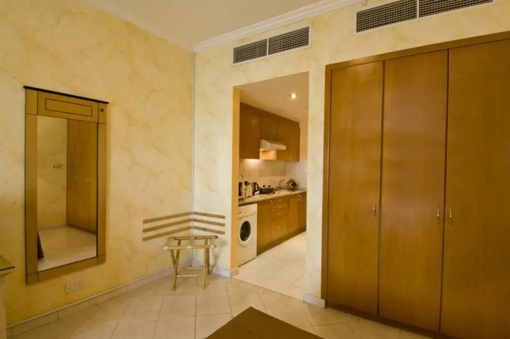 Дубай: Ramee Hotel Apartments