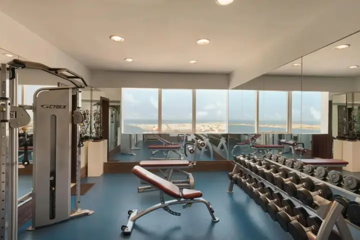 Абу-Даби: Hotel Ramada by Wyndham Abu Dhabi Corniche