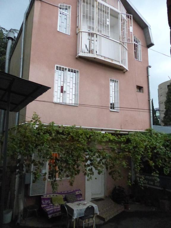 Тбилиси: Sky Guest House